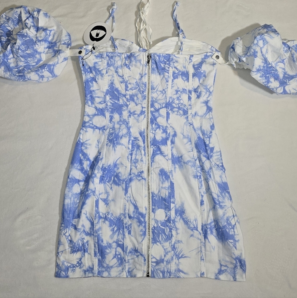 Capsule Lace Up Mini Dress With Removable Puff Sleeves - Picture 8 of 11